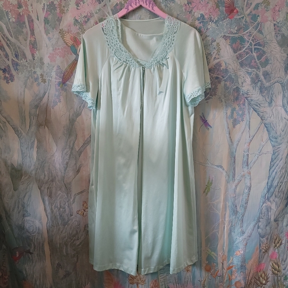 7s Vintage Powder Blue Pastel Peignoir 